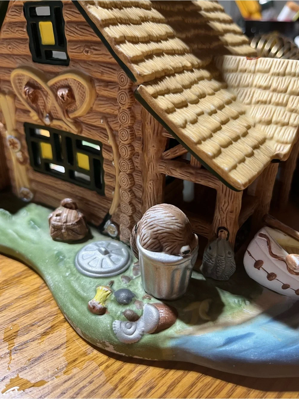 PartyLite Hand-Painted Ceramic Log Cabin Accent in Brown, Green, Yellow